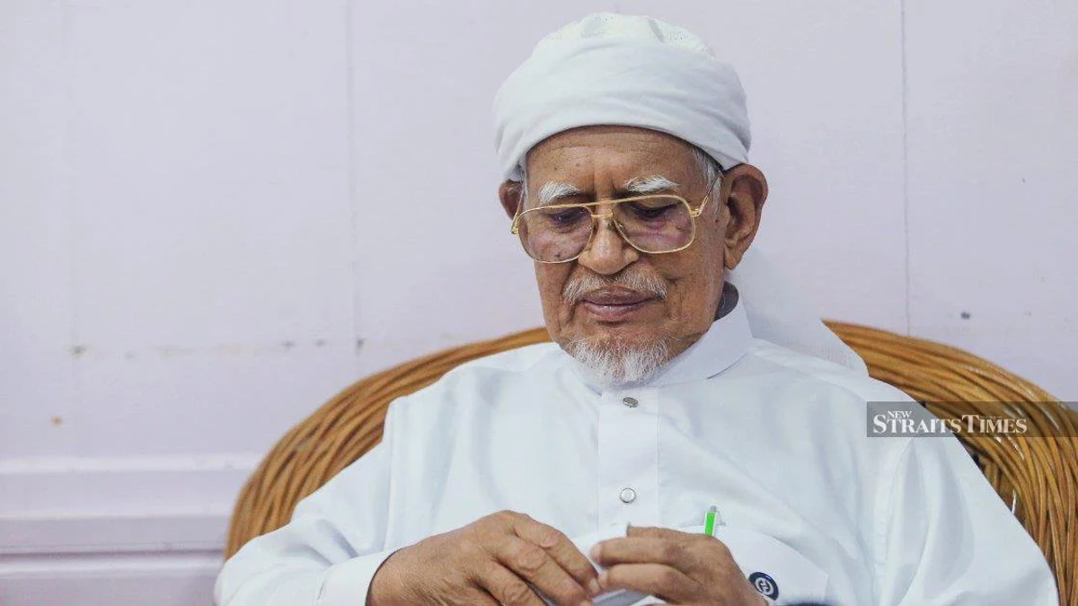 PAS Signals Support for UMNO in Johor if Barisan Falls Short of Majority