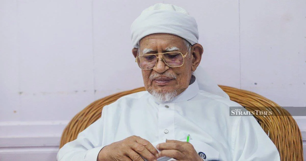 PAS Signals Support for UMNO in Johor if Barisan Falls Short of Majority