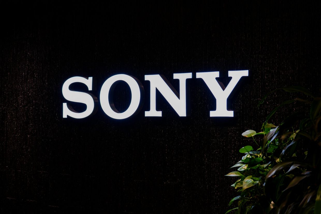 Sony's Shift to Digital-Only Games Sparks Backlash from Over 250,000 Gamers