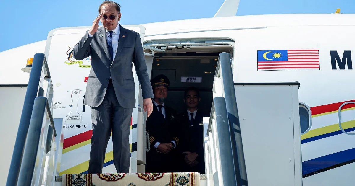 Anwar Returns to Penang Following Turkmenistan Mission to Lead Hawana and Investment Forum