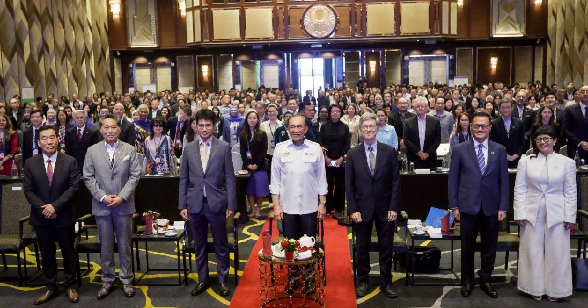 Nuclear Power Must Be Part of Southeast Asia's Energy Future, Says Anwar