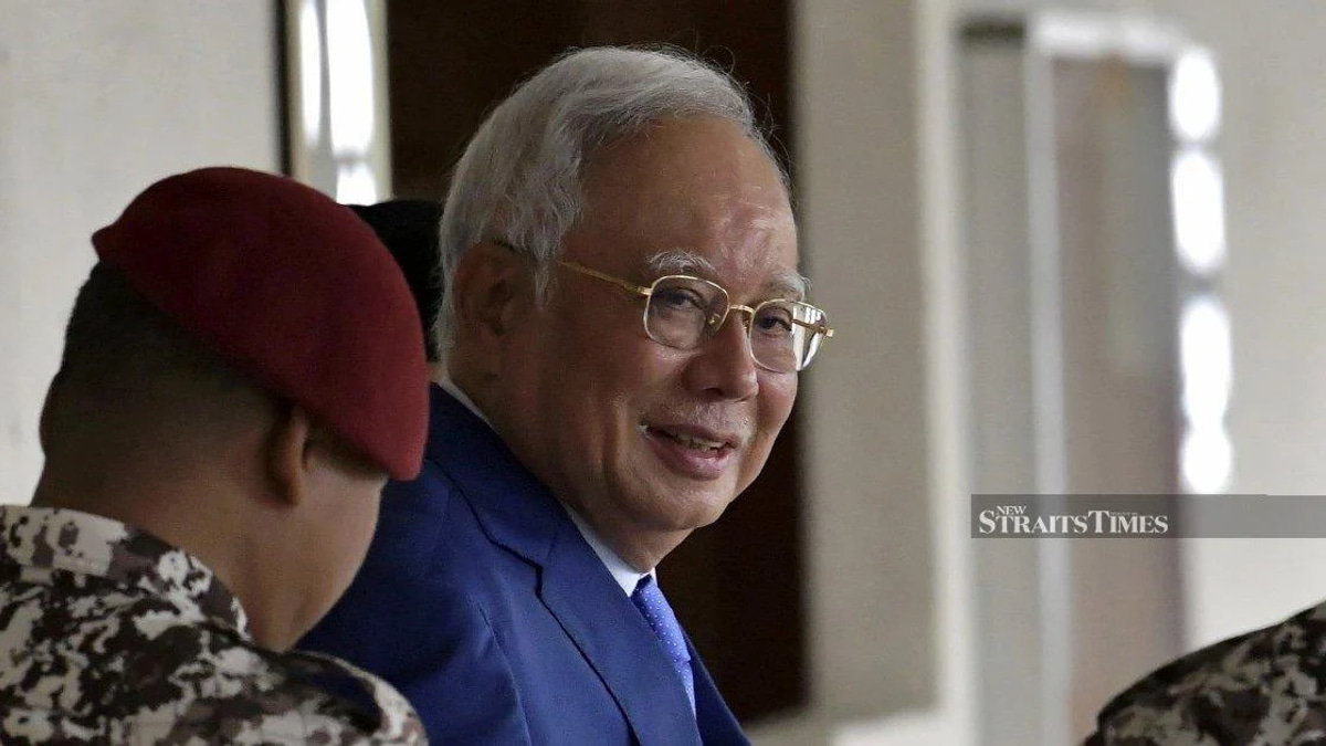 Marina Alleges DAP Hypocrisy Over Najib Pardon Proposal