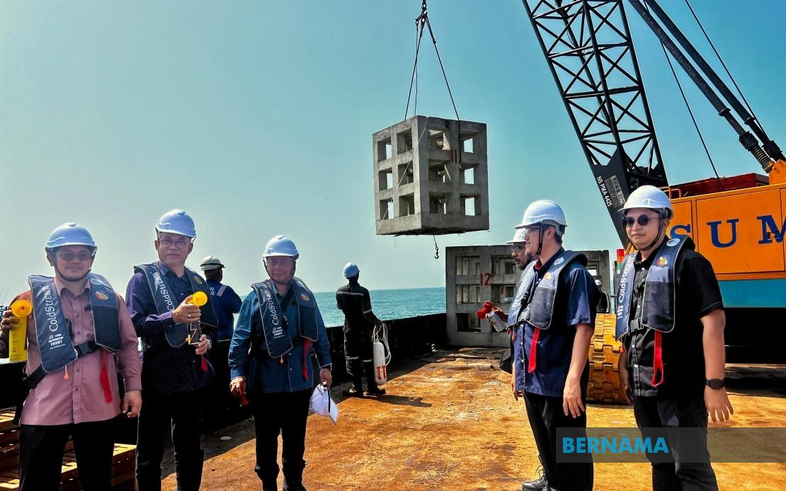 Artificial Reefs in Kelantan Waters Shield Small-Scale Fishermen From Industrial Trawlers