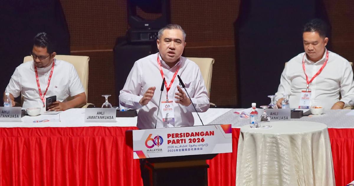 DAP Pledges Support for Anwar's Plan to Scrap AUKU, Calls for Broader Policy Overhaul