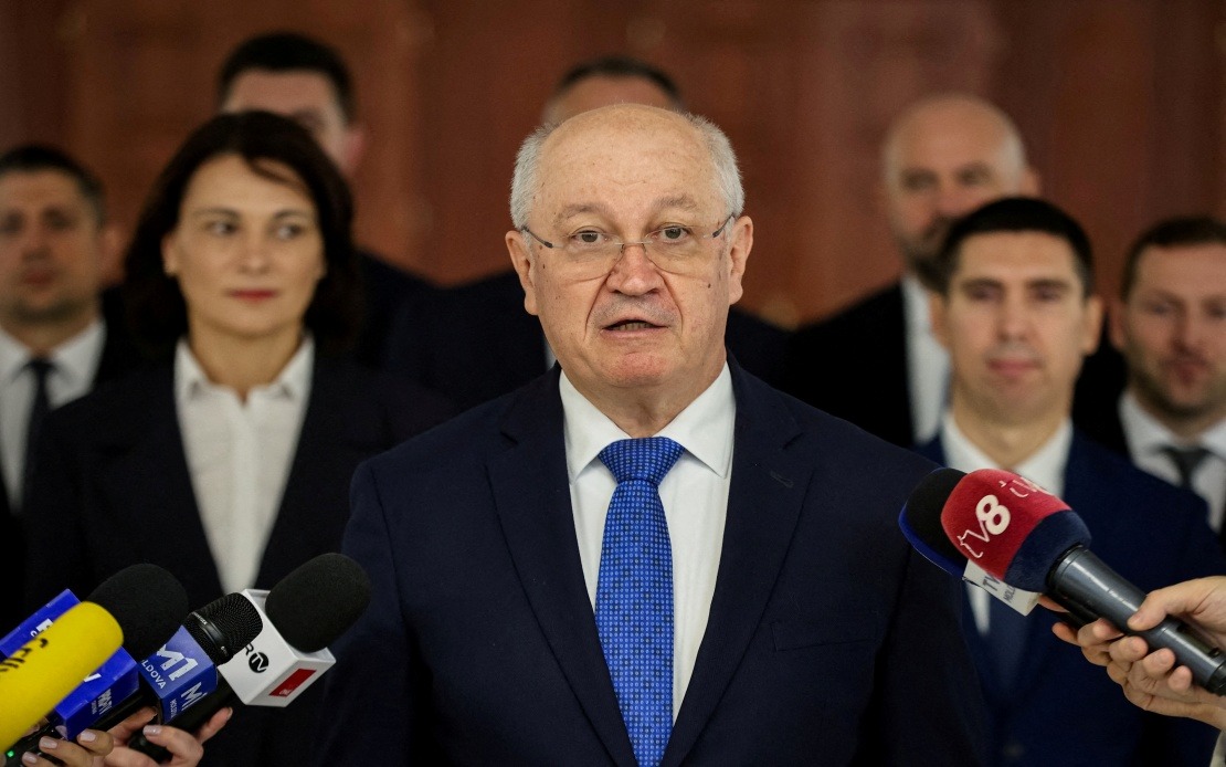 Moldova's Premier Alexandru Munteanu Steps Down Over Principle
