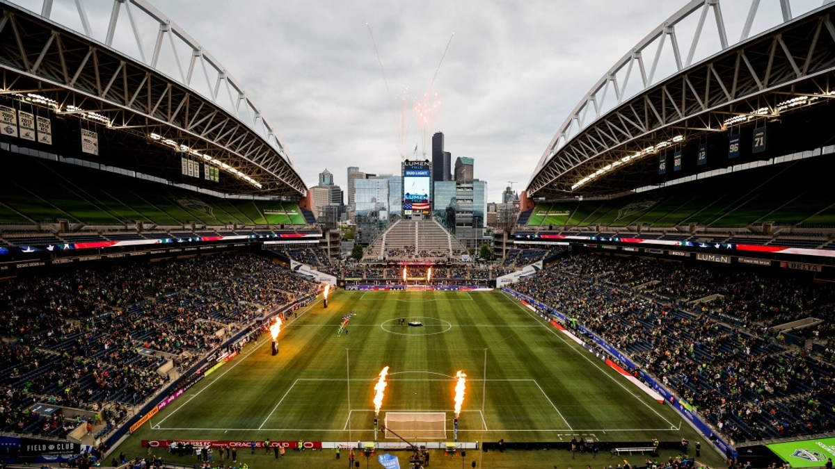 US Embassy in Mexico Issues Safety Alert for England-Mexico World Cup Clash