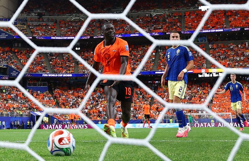 Brobbey's brace against Sweden cements claim as Netherlands' next lead striker