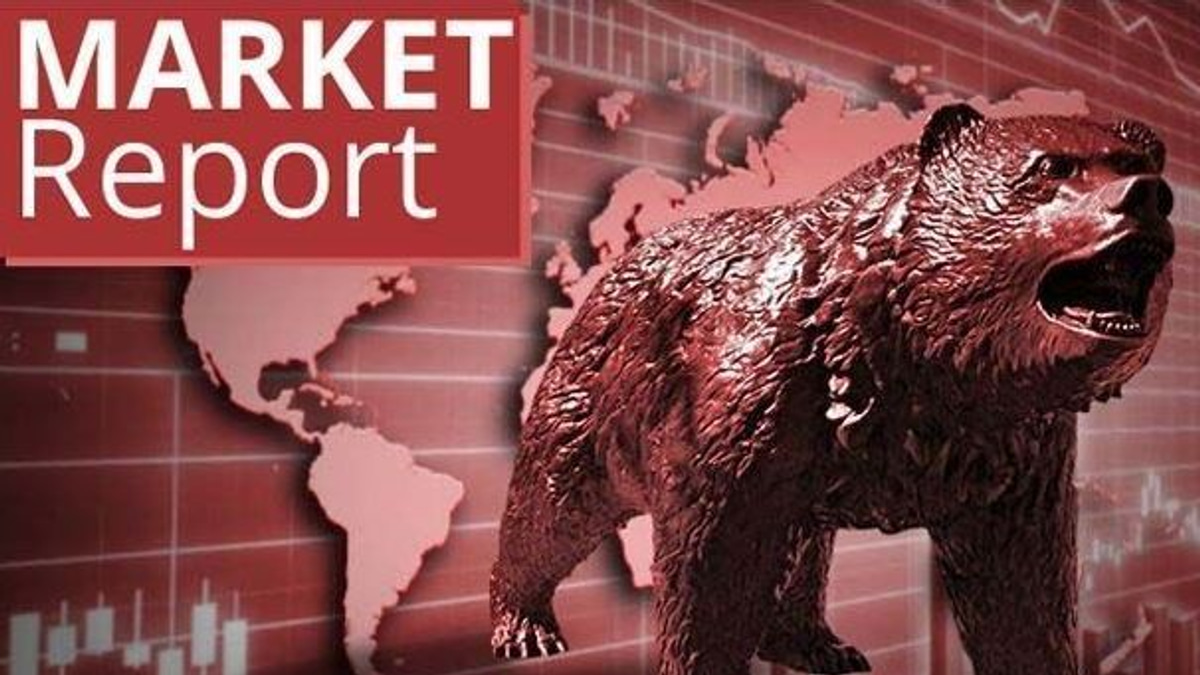 Malaysian Blue Chips Retreat as Banking Sector Weakens Amid Global Tensions