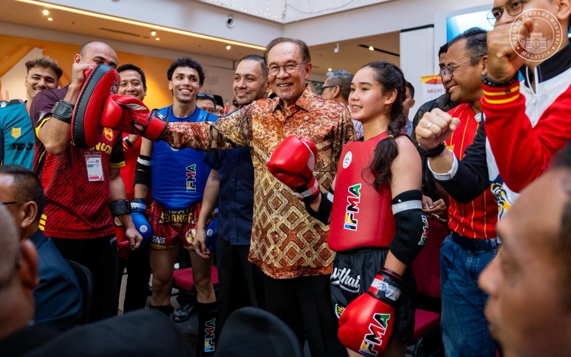 Anwar Backs Young SUKMA Athletes as Future National Representatives