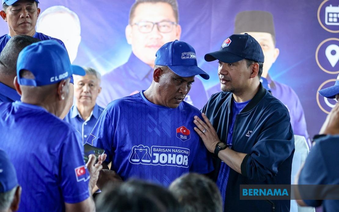 Vision Impaired Voter in Johor Refuses to Let Disability Deter Democratic Duty