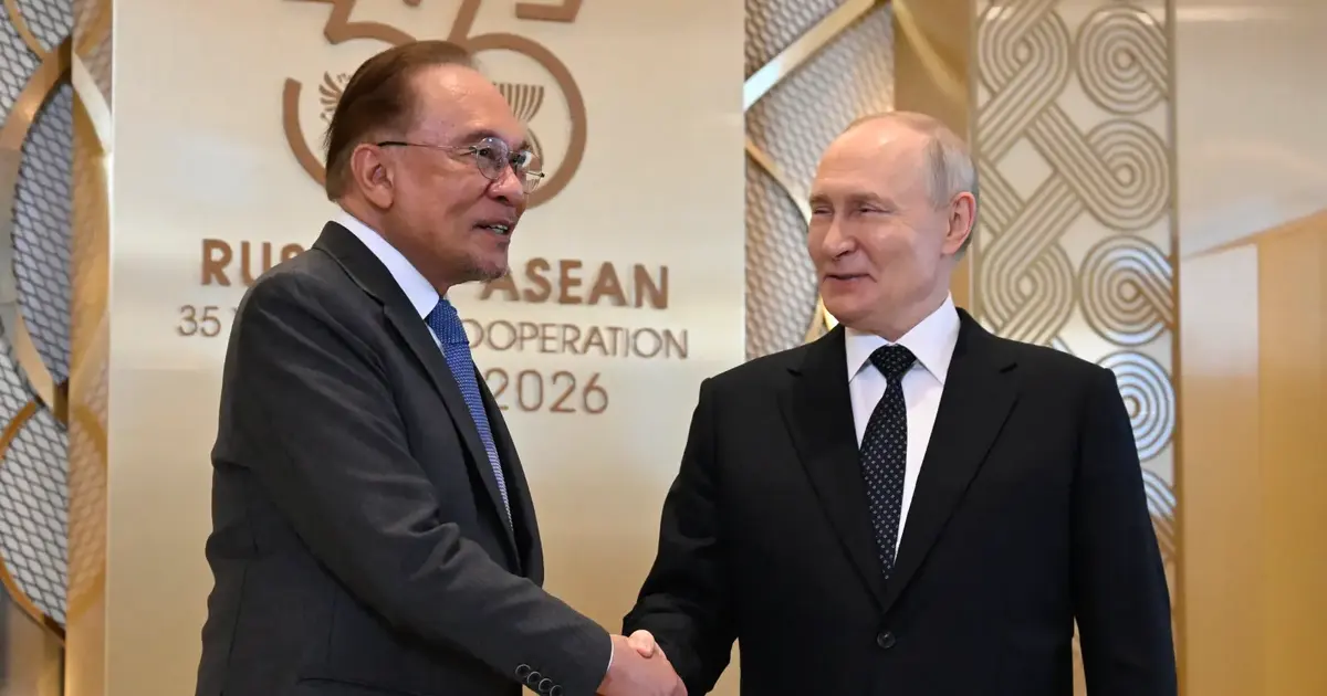 Russia Pledges Two Decades of Oil and Gas Supply to Malaysia Under Putin's Assurance