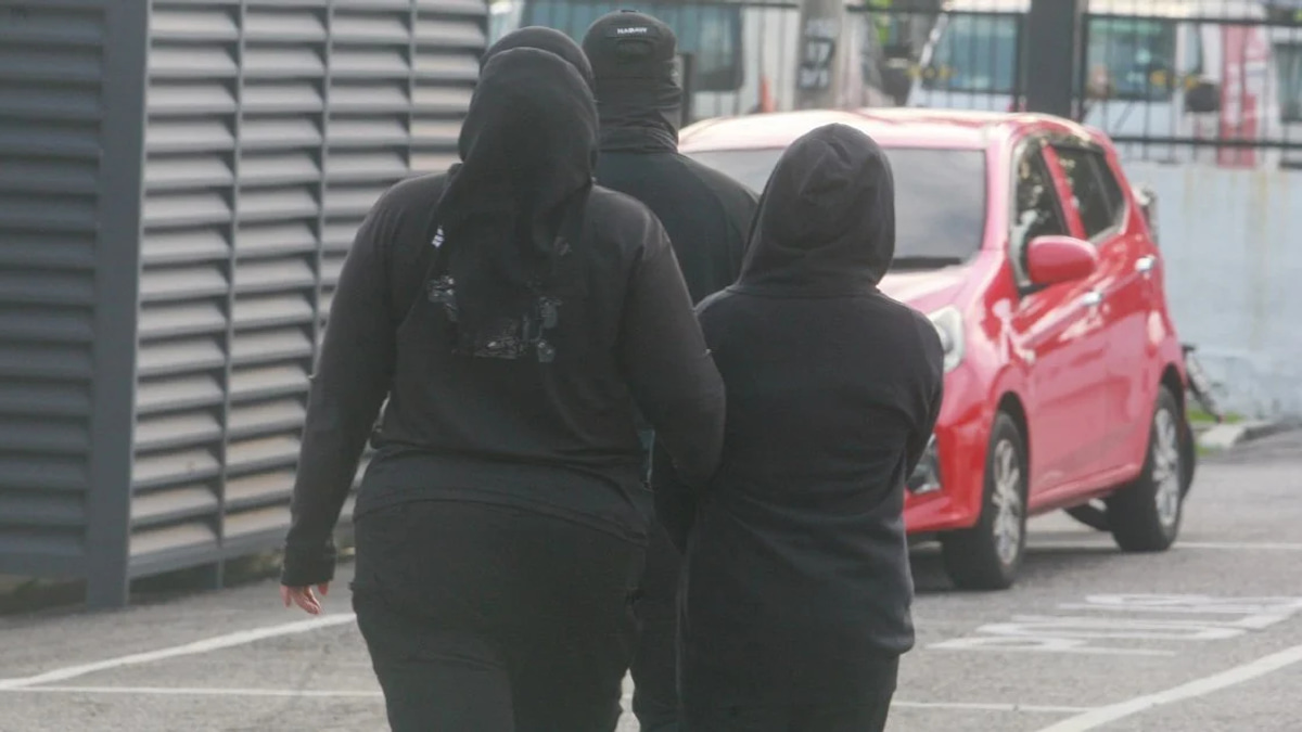 Teenage Student Charged with Attempted Murder Following Banting School Stabbing Incident