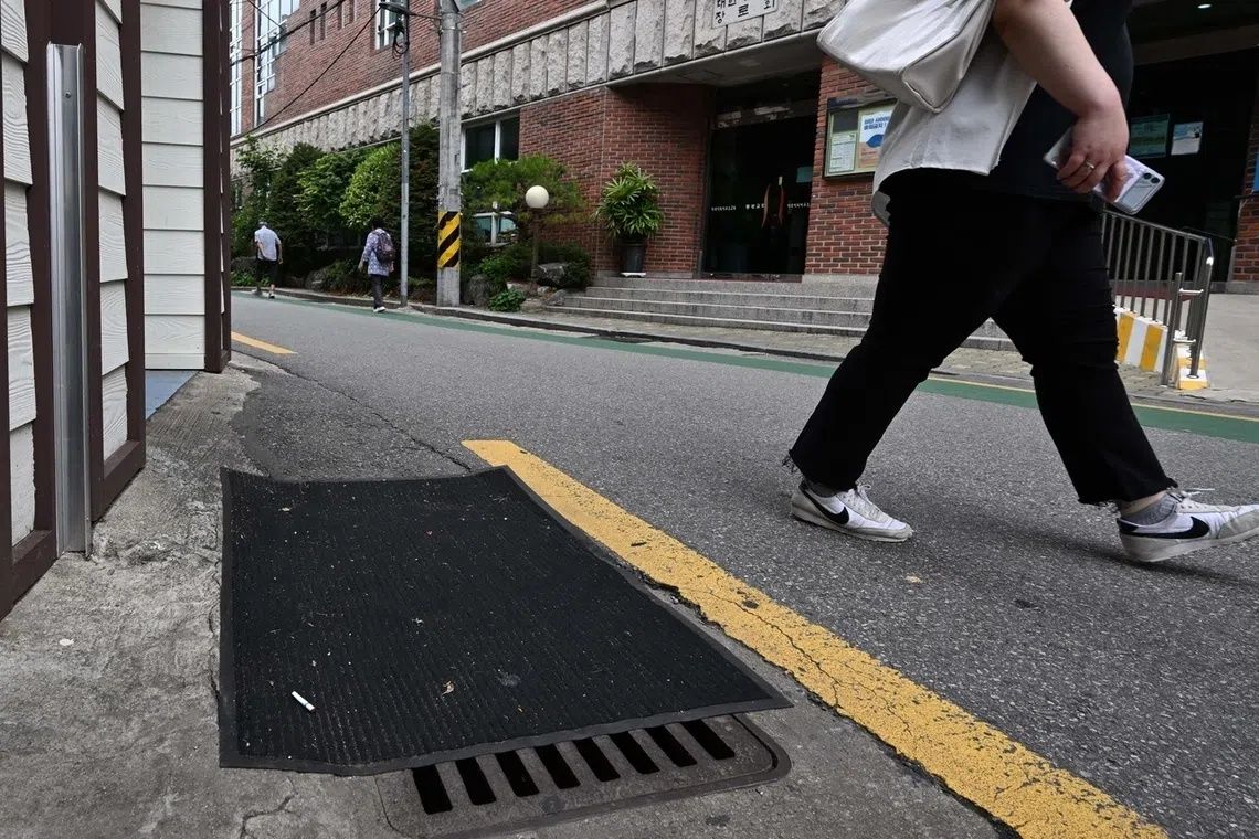 Seoul's Persistent Sewer Odour Problem Defies Quick Fix Despite Decade-Long Efforts