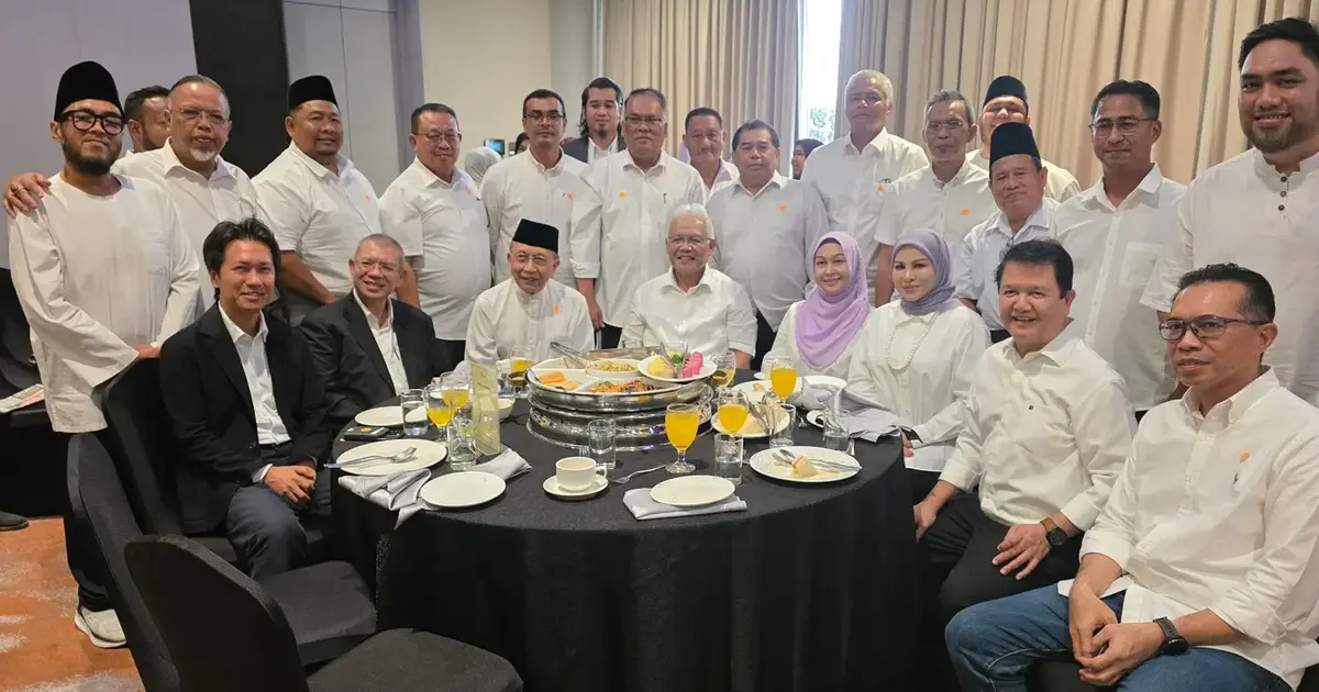 Hamzah Zainuddin Takes Helm of Wawasan as Party Restructures Leadership