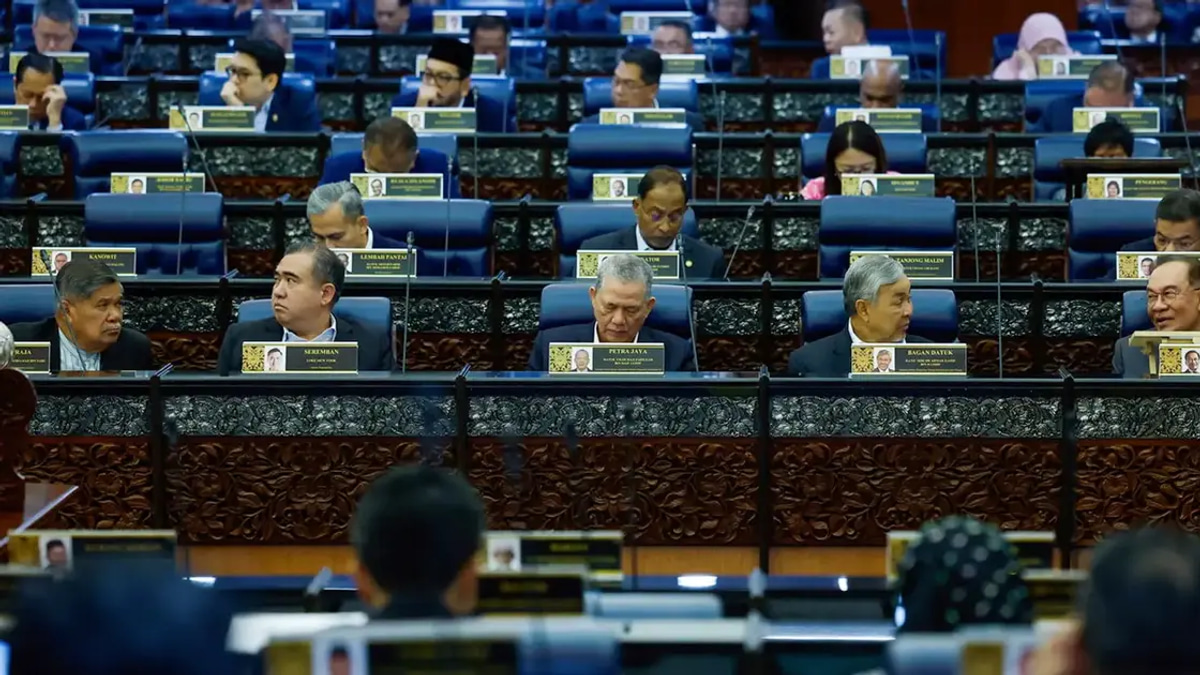 Parliament dissolution unnecessary if DAP exits cabinet, PKR insists
