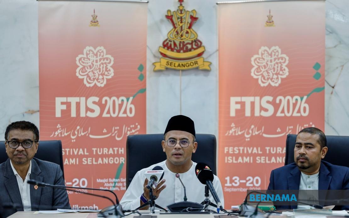 Selangor MB Orders Swift Crackdown on Illegal Foreign Settlement in Setia Alam