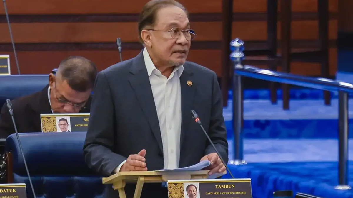 Anwar Signals No Blank Cheque for States Facing Cost Overruns on Projects