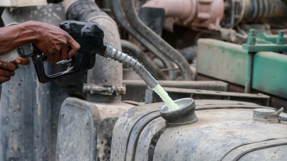 Three held in Sabah cooking oil smuggling operation as authorities crack down on subsidy theft