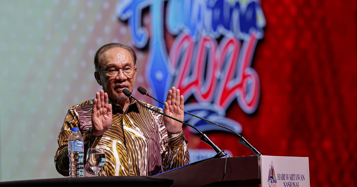 Anwar Backs Nallini's Leadership of Malaysian Media Council, Citing Judicial Credibility