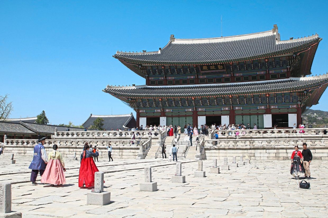 Chinese Tourists Pivot to Southeast Asia as Economic Pressures and Geopolitical Tensions Reshape Travel Patterns