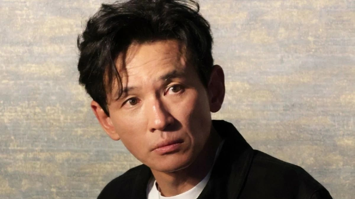 South Korean actor Hwang Jung-min's agency denies affair allegations, characterises accuser as stalker