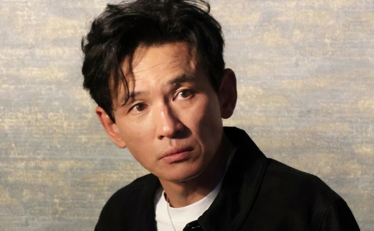 South Korean actor Hwang Jung-min's agency denies affair allegations, characterises accuser as stalker