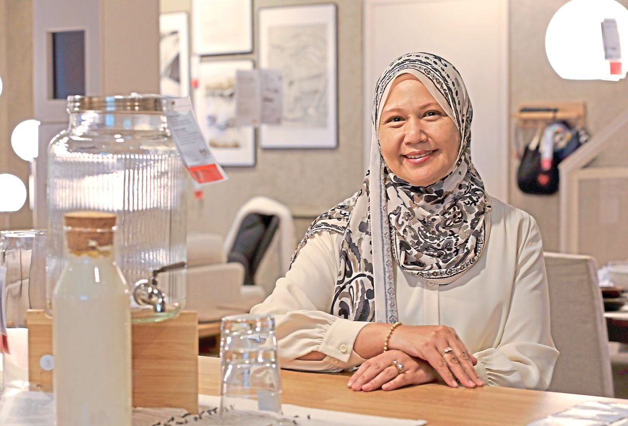 Long-term commitment to a single employer remains attractive to Malaysian workers despite industry job-hopping trends