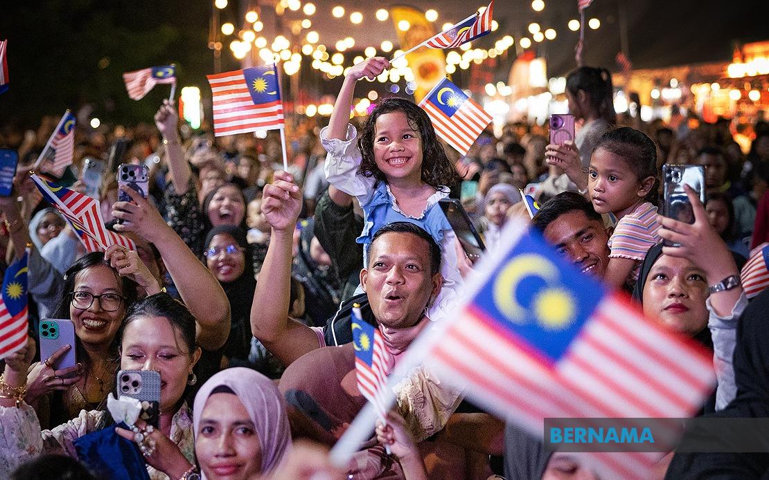 Malaysia Erupts in Patriotic Fervour as Nation Celebrates 69th Independence Anniversary