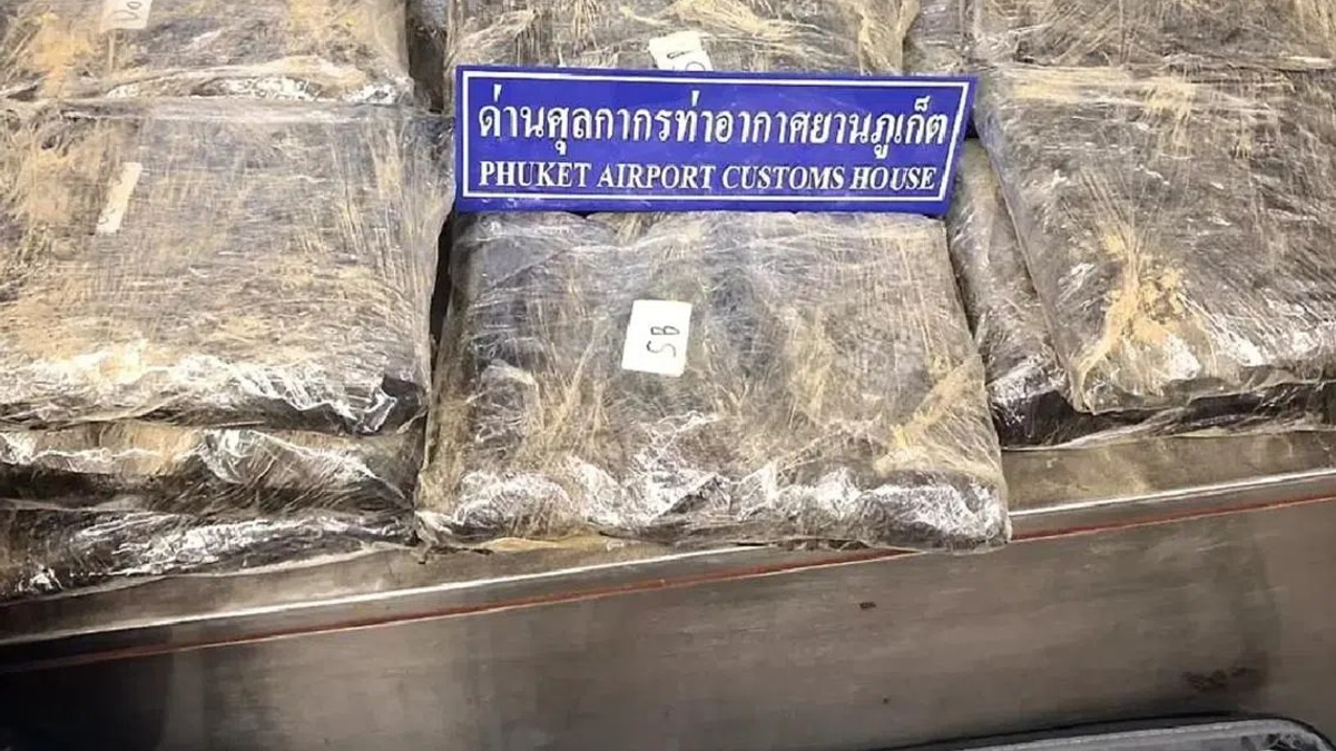 Two women arrested at Phuket airport with over 32kg of cannabis in luggage