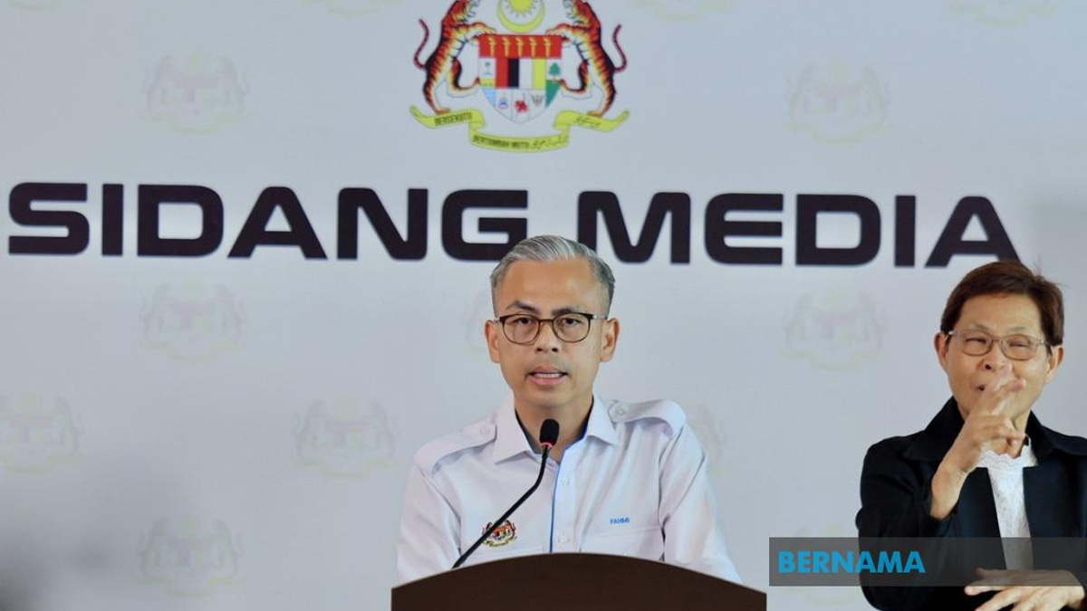 Government Seeks Cross-Party Backing for Attorney-General and Prosecutor Split