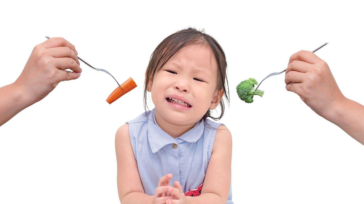 When Your Child Refuses to Eat: A Paediatrician's Guide to Understanding Picky Eaters