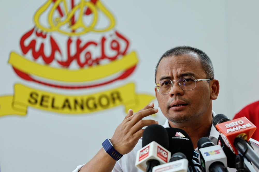 Selangor's Top Official Flags Community Protection of Rohingya Refugees as Barrier to Law Enforcement
