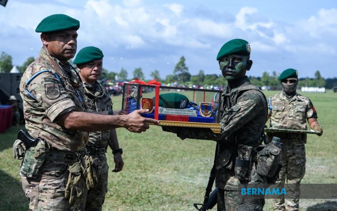 From Failure to Triumph: Young Officer Becomes Top Commando After Second Attempt
