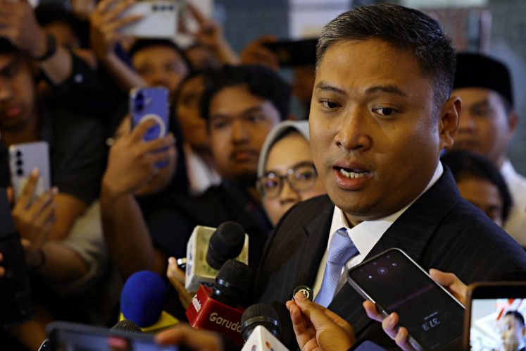 Prabowo loyalist takes helm of Indonesia's beleaguered free meals agency as leadership crisis deepens
