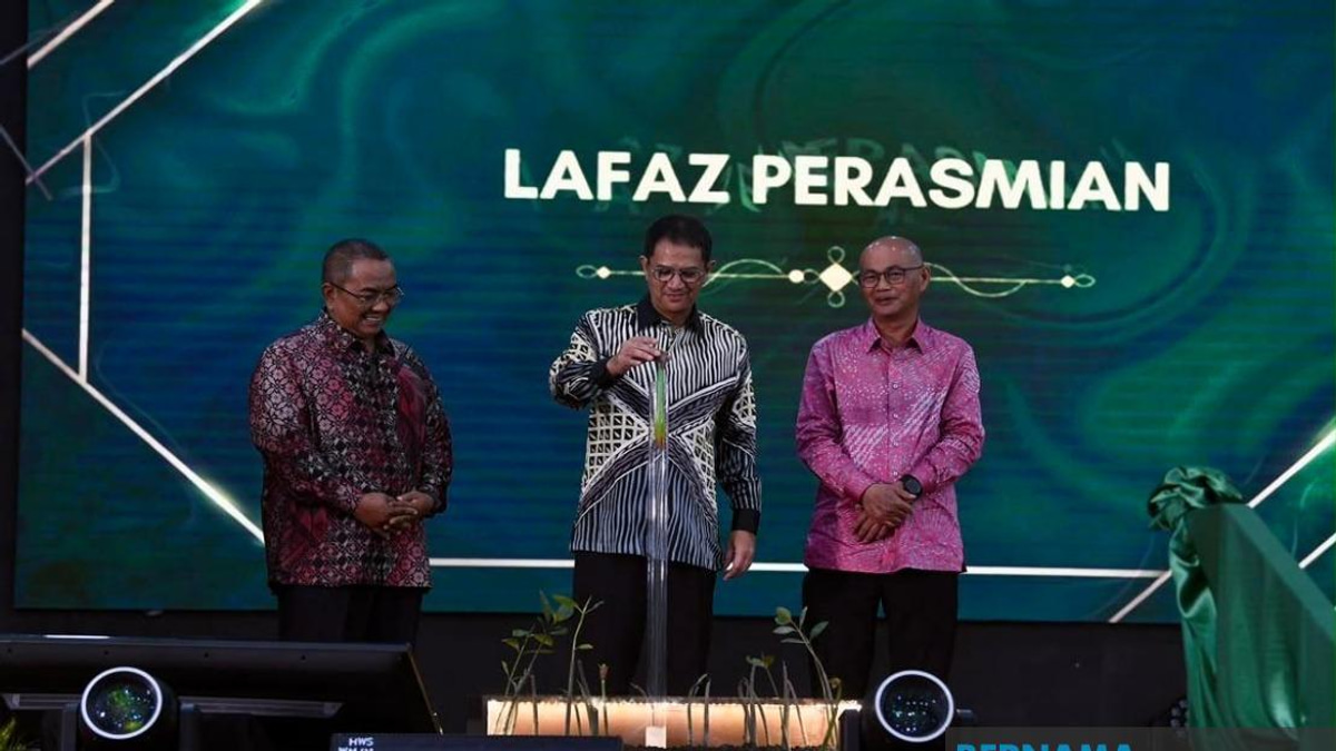Malaysia Restores Nearly 4,000 Hectares of Mangrove Forests Through National Planting Initiative