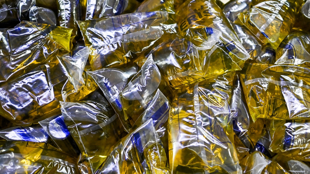 Six Men Charged Over Illegal Stockpile of Subsidised Cooking Oil in Shah Alam
