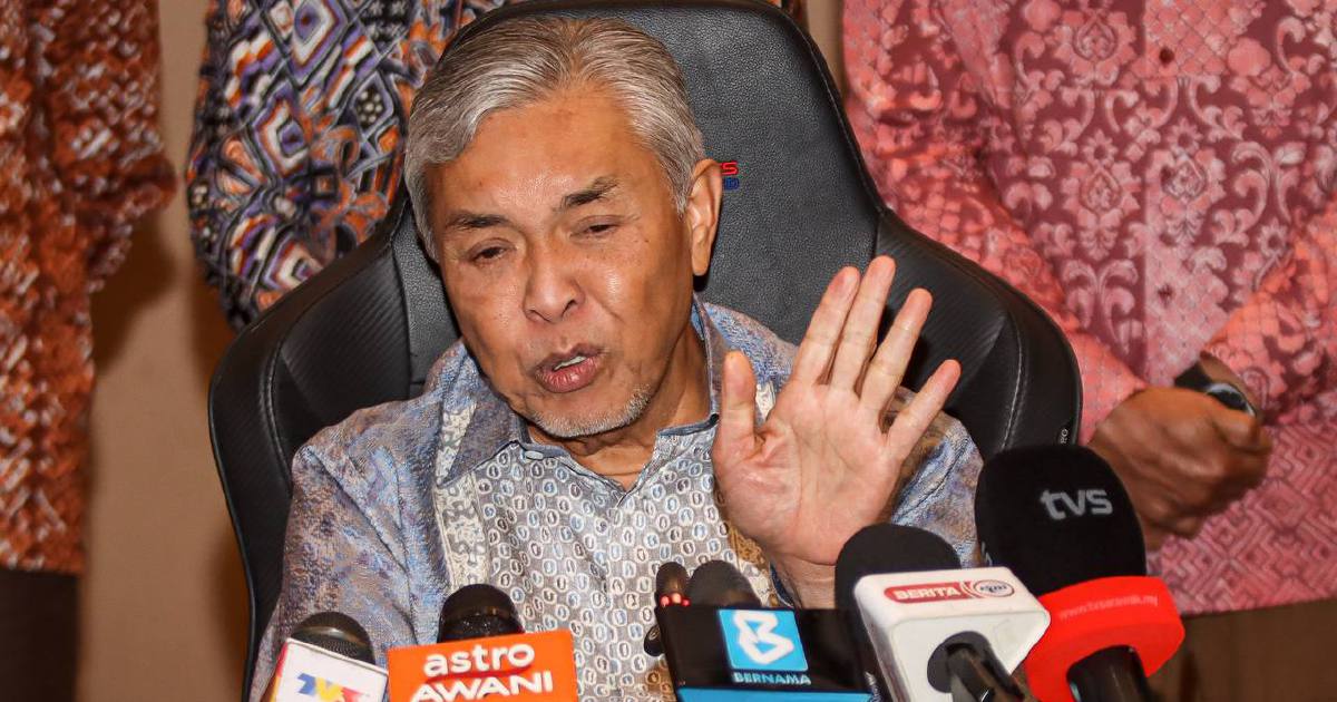 Zahid Rules Out Speculation of Government Collapse, Reaffirms Unity Coalition Stability