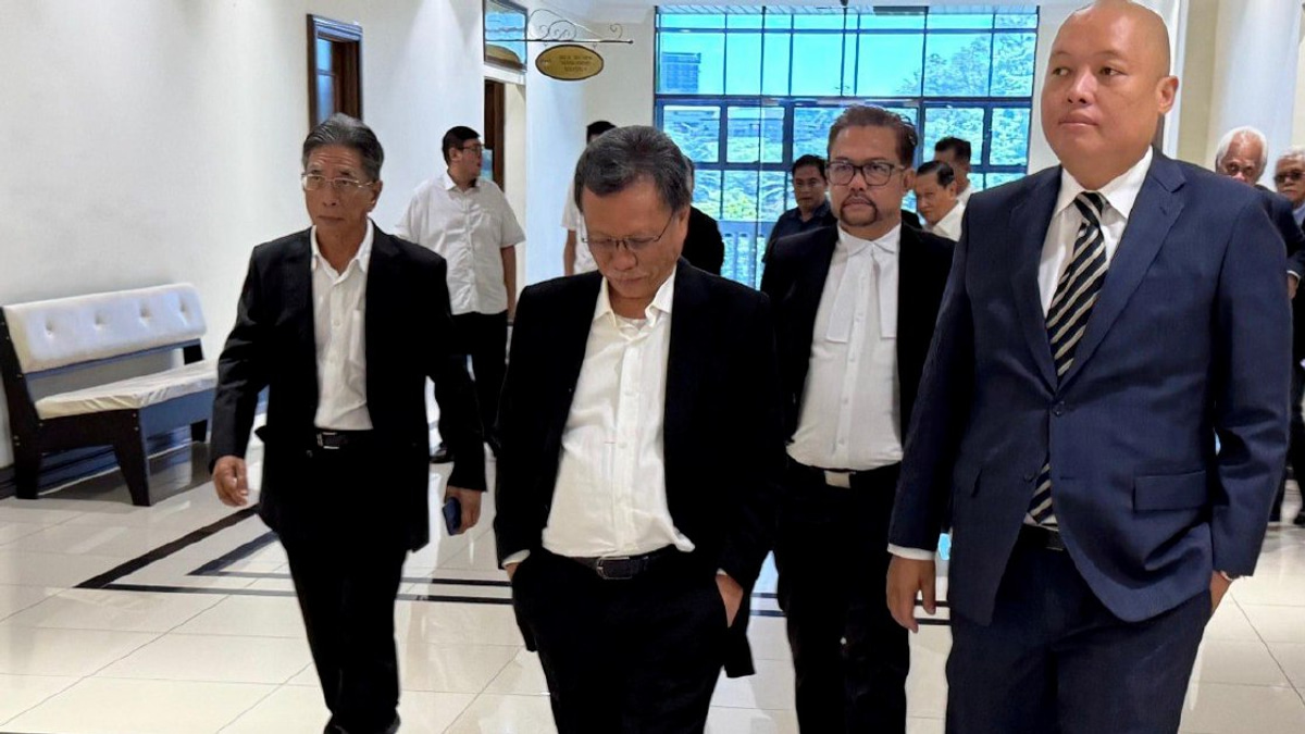 Shafie to Challenge Contempt Conviction While Respecting Court's Authority