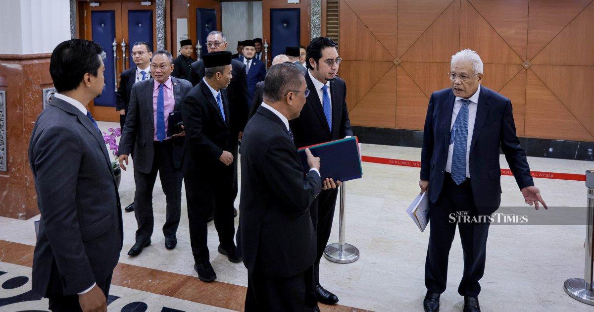 Parliamentary Walkouts in Malaysia: When Dissent Becomes Theatre