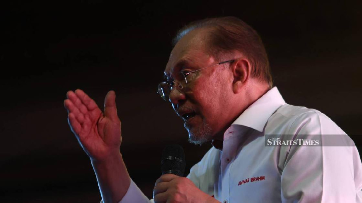 Anwar Vows Zero Tolerance for Breach of Public Trust