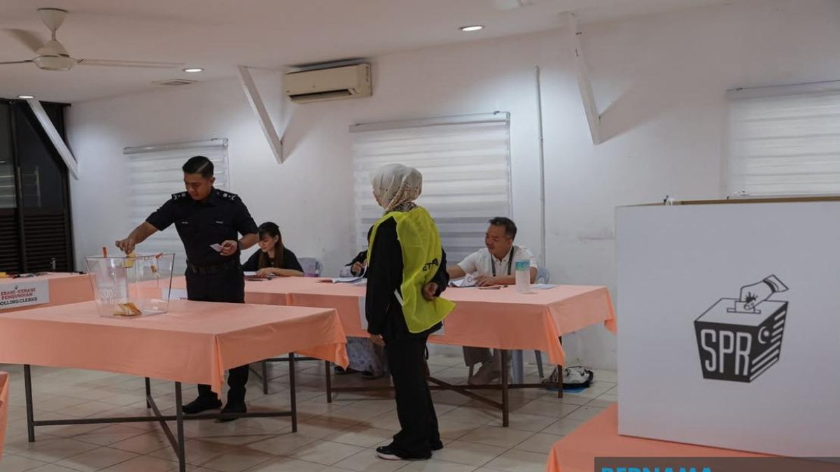 Early Voting Begins in Negeri Sembilan State Election as Security Forces Cast Ballots