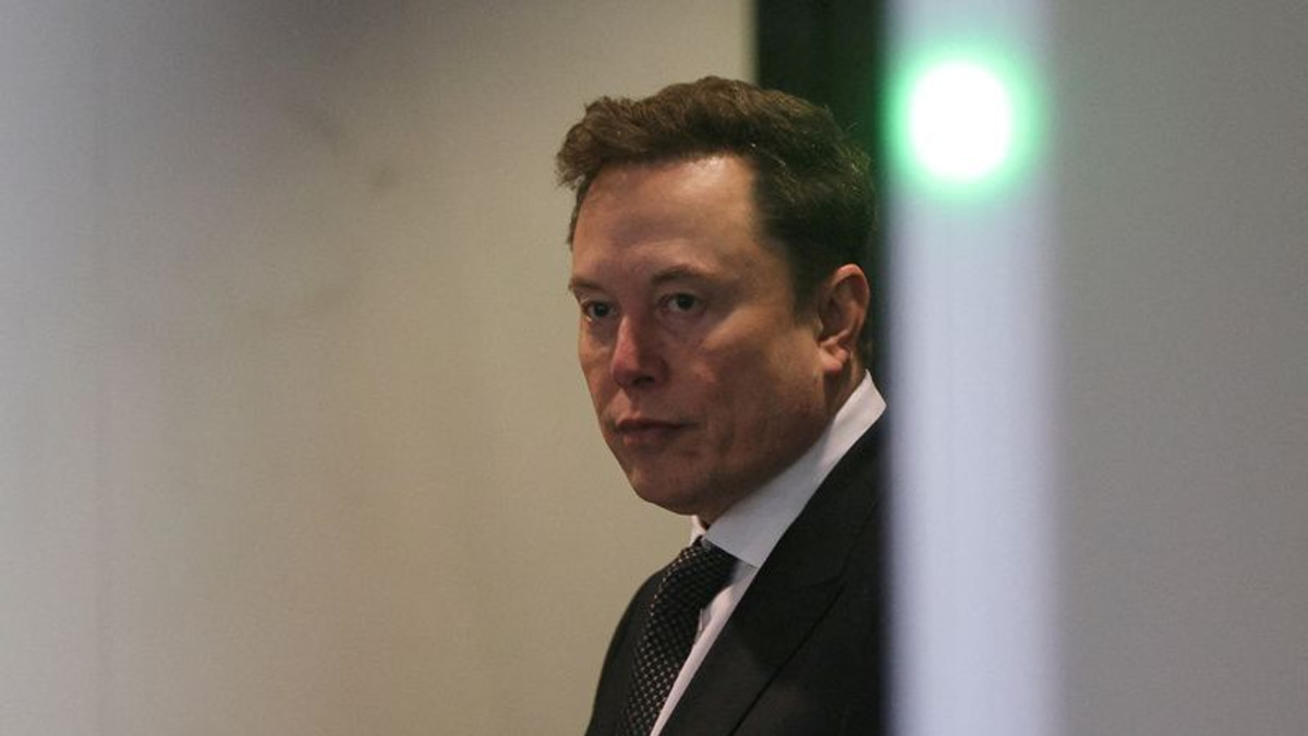 US Judge Approves Musk-SEC Settlement With Reservations Over Lenient Terms