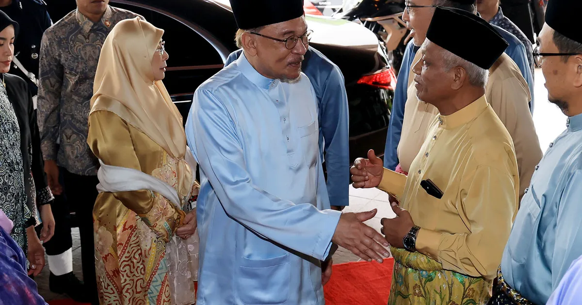 Anwar to Take Felda Forensic Audit Proposal Before Cabinet