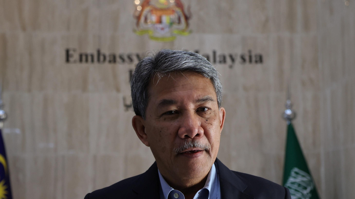 Mohamad Hasan Heads to Brunei for Bilateral Talks on Trade and Boundaries