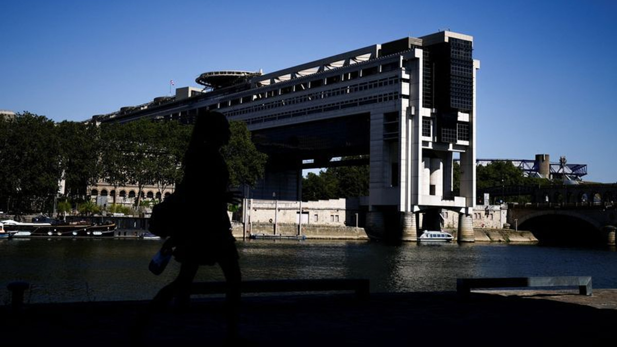 French Finance Ministry Confirms Major Data Breach Affecting Hundreds of Thousands of Taxpayers