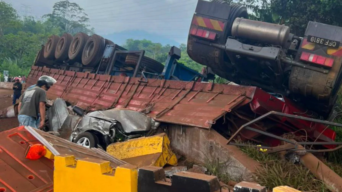 Bentong Trailer Driver Released on Bail as Police Investigate Fatal Karak Expressway Collision