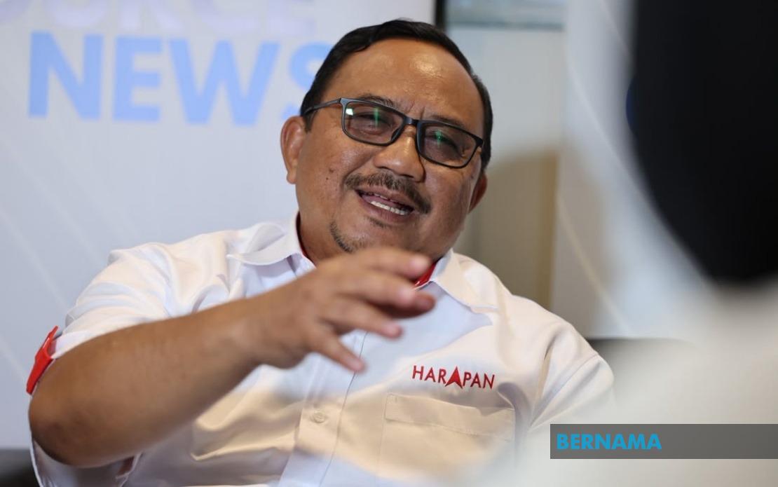 Onn Abu Bakar Proposes Wireless Network System to Bridge Digital Divide in Senggarang