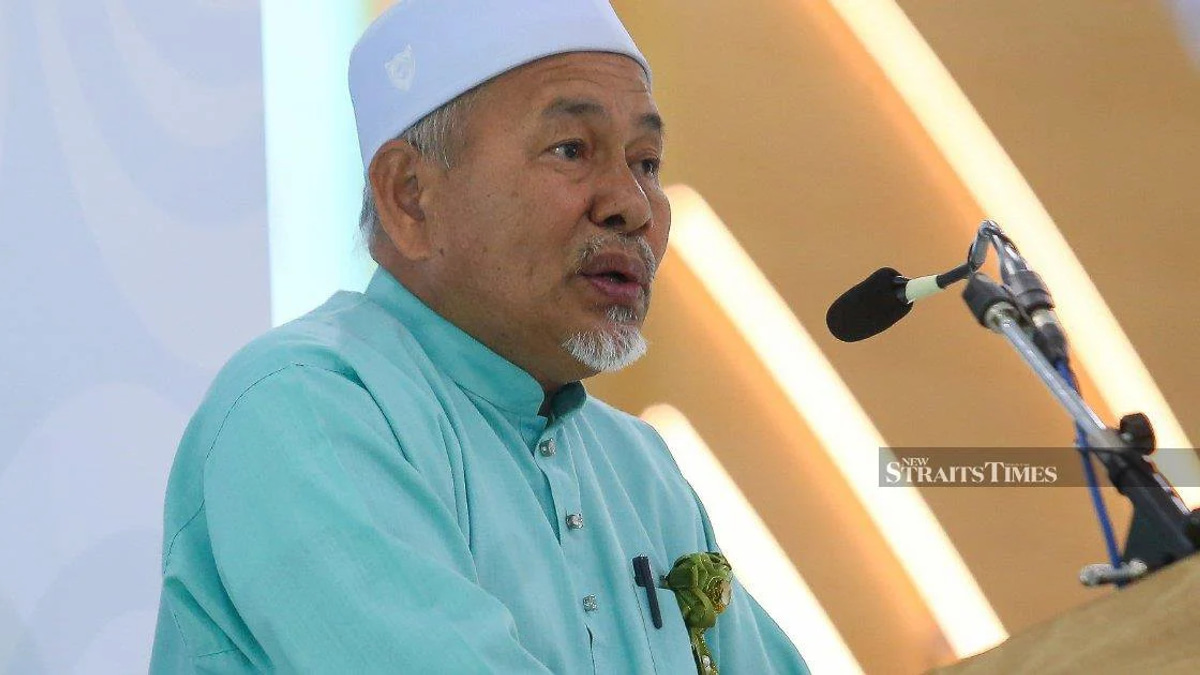 PAS backing BN in selected Johor seats to prevent Malay vote split, says deputy president