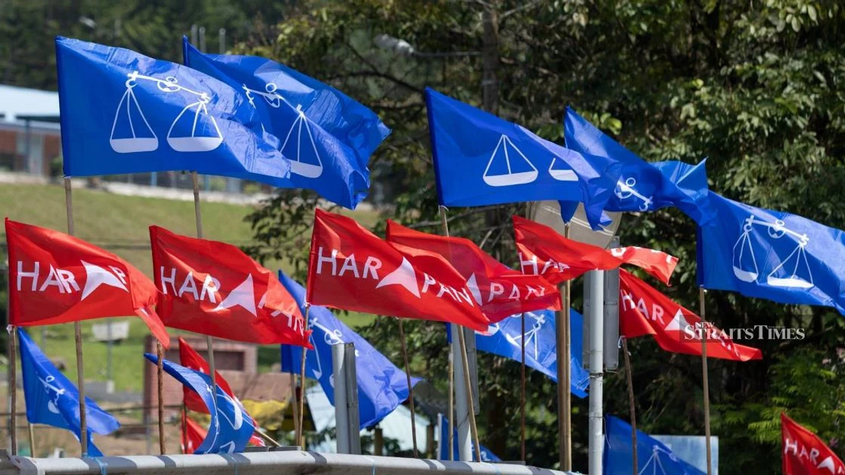 Johor Election Remains Fluid as BN Holds Edge but Third of Seats Still Contested
