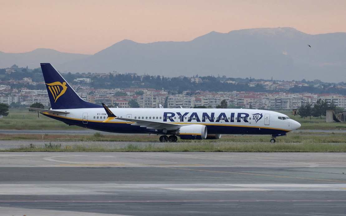 Engine Failure Partially Sucked Passenger Out of Ryanair Window, Investigation Reveals